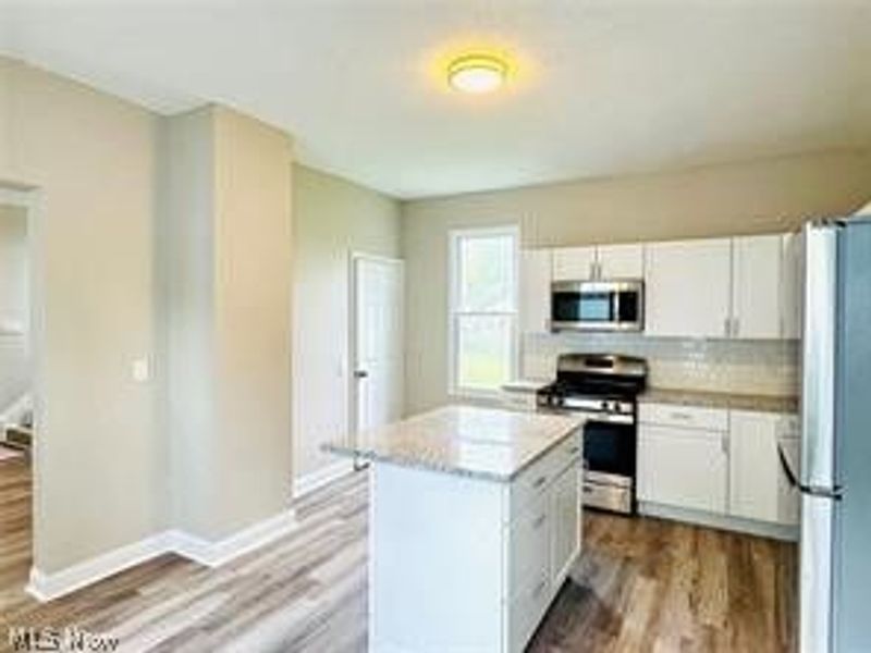 2230 E 90th Street , Cleveland, OH 44106 Photo 4