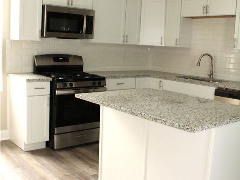 2230 E 90th Street , Cleveland, OH 44106 Photo 5