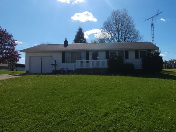 253 Oregon Avenue , Louisville, OH 44641