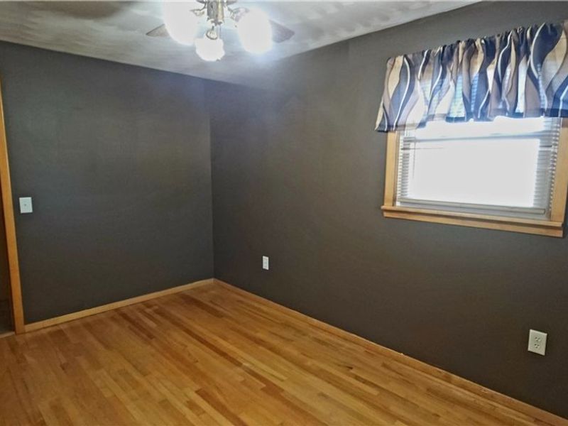 253 Oregon Avenue , Louisville, OH 44641 Photo 8