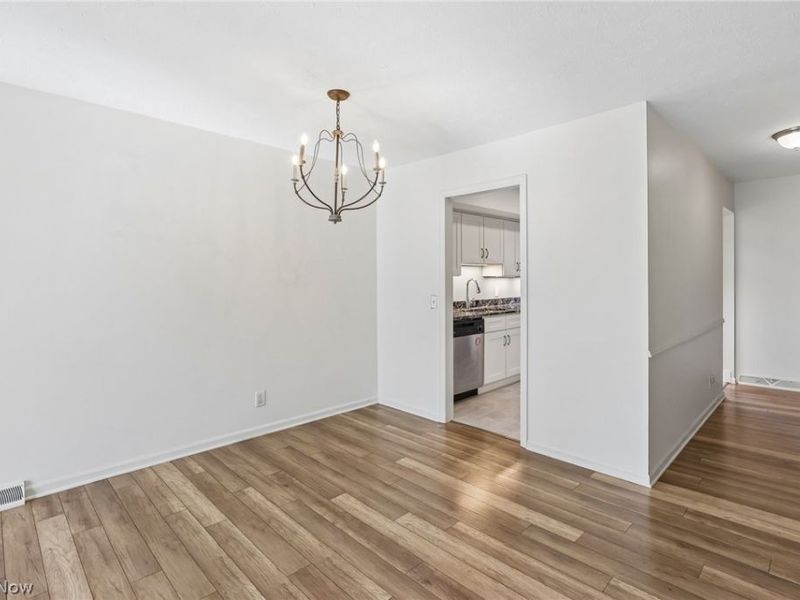 34104 Chagrin Boulevard , Unit 3102, Moreland Hills, OH 44022 Photo 8