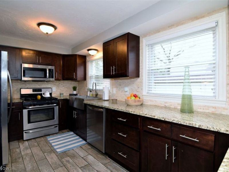 4021 Silsby Road , University Heights, OH 44118 Photo 18