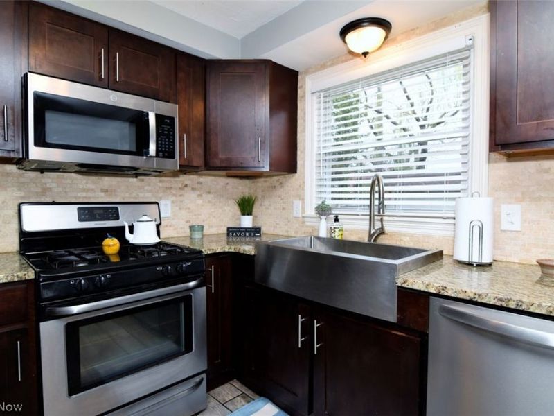 4021 Silsby Road , University Heights, OH 44118 Photo 19