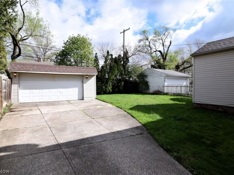 4021 Silsby Road , University Heights, OH 44118 Photo 36