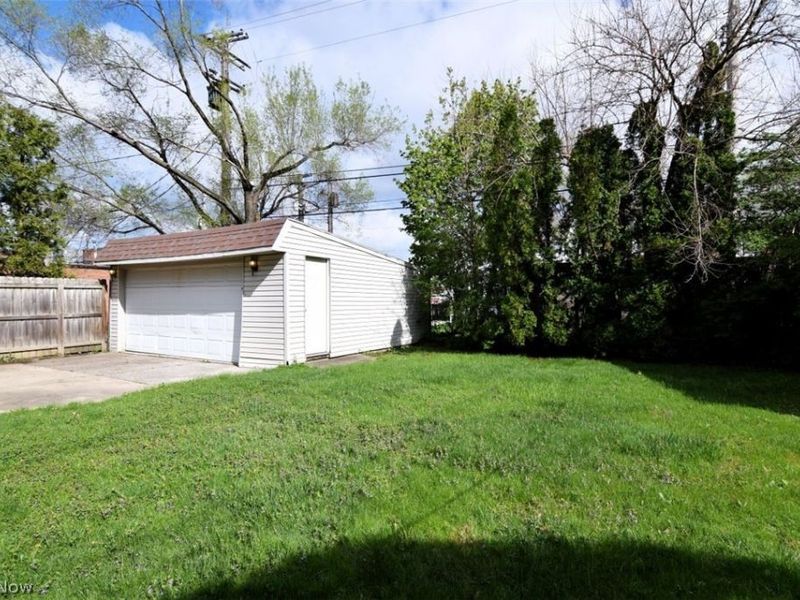 4021 Silsby Road , University Heights, OH 44118 Photo 37