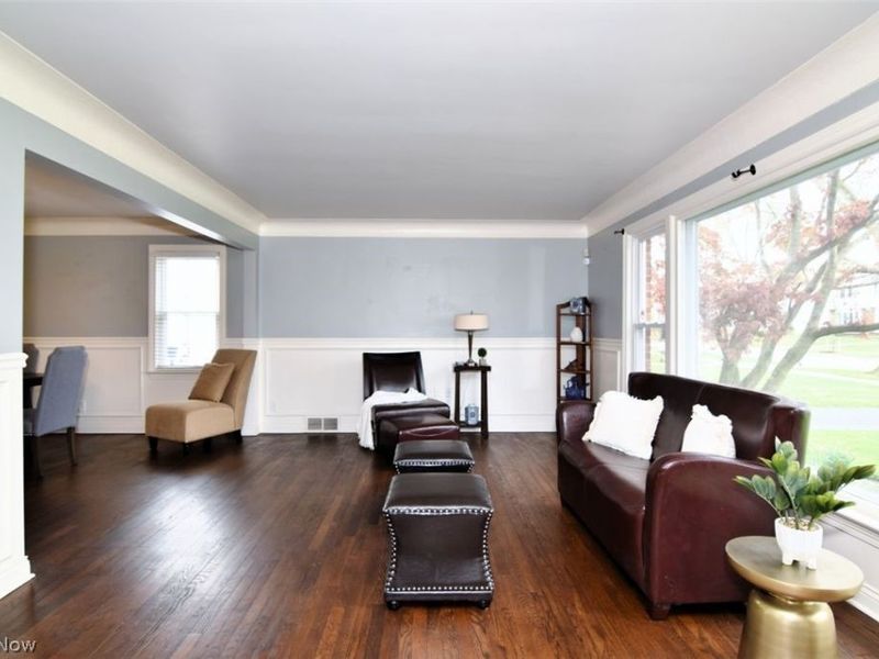 4021 Silsby Road , University Heights, OH 44118 Photo 5