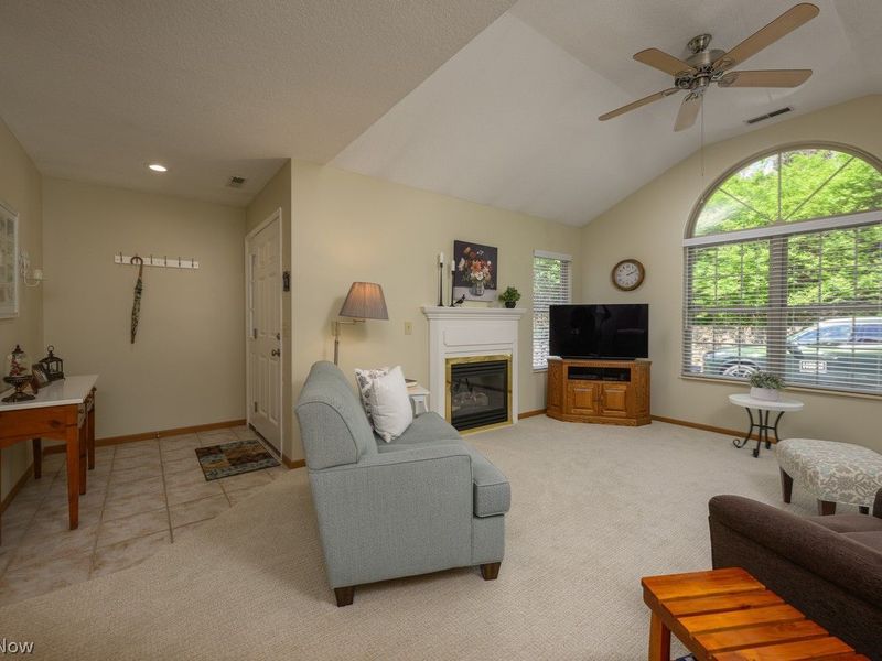 4217 Tannybrooke Lane NW, Unit 3A, Canton, OH 44718 Photo 4