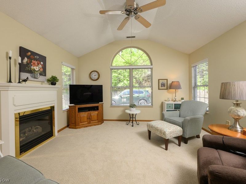 4217 Tannybrooke Lane NW, Unit 3A, Canton, OH 44718 Photo 5