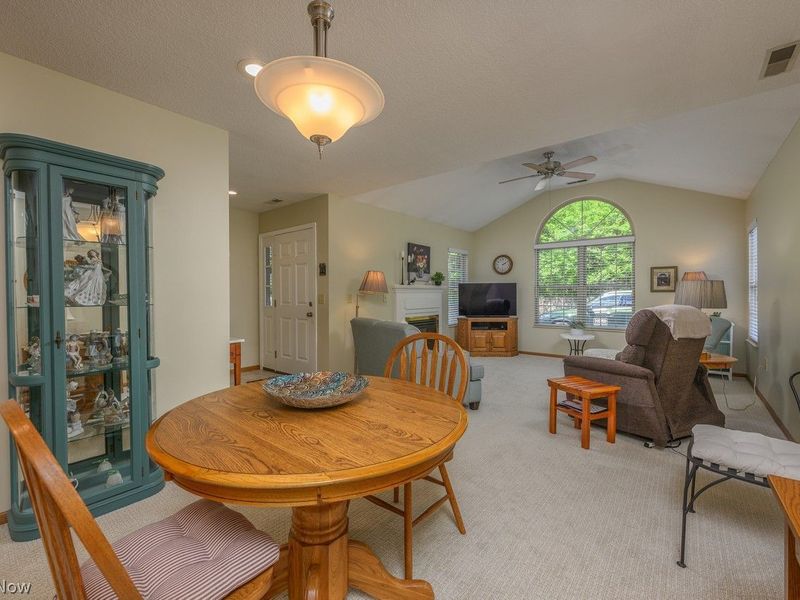 4217 Tannybrooke Lane NW, Unit 3A, Canton, OH 44718 Photo 7