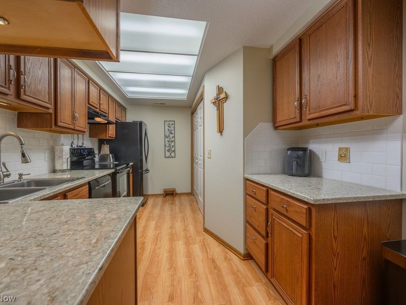 4217 Tannybrooke Lane NW, Unit 3A, Canton, OH 44718 Photo 9