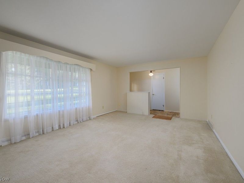 211 38th Street NW, Canton, OH 44709 Photo 5