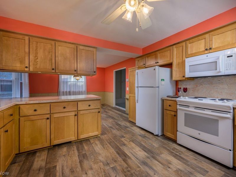 211 38th Street NW, Canton, OH 44709 Photo 9