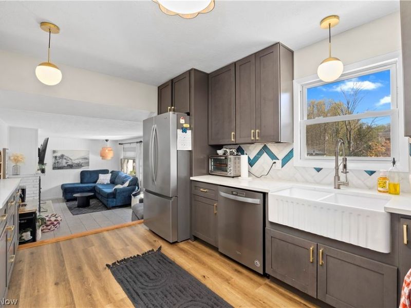 25021 Sunset Oval , North Olmsted, OH 44070 Photo 11