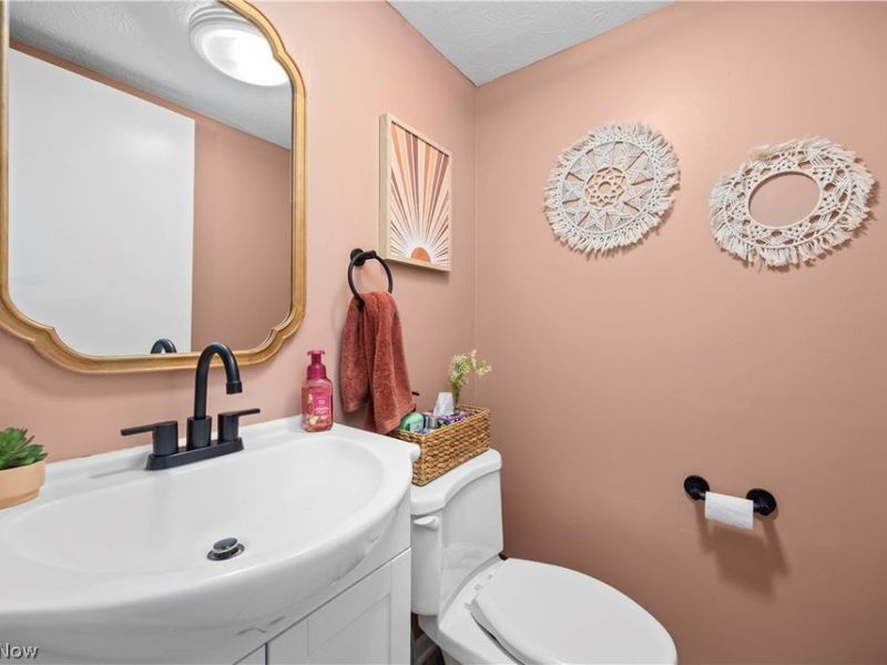 25021 Sunset Oval , North Olmsted, OH 44070 Photo 19