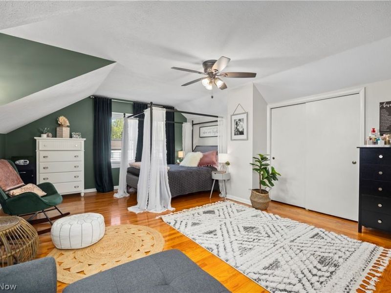 25021 Sunset Oval , North Olmsted, OH 44070 Photo 26