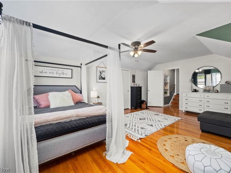 25021 Sunset Oval , North Olmsted, OH 44070 Photo 27