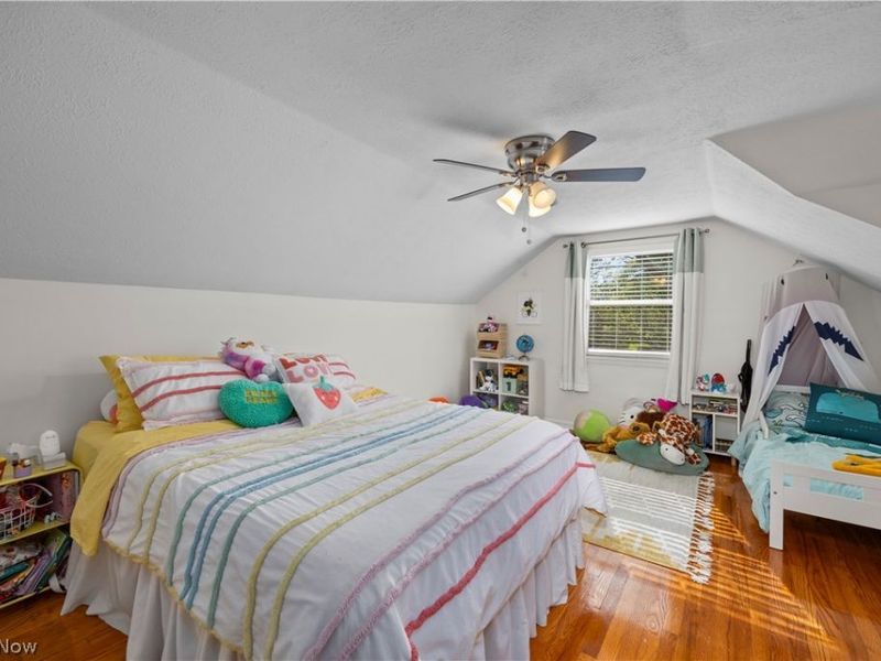 25021 Sunset Oval , North Olmsted, OH 44070 Photo 32