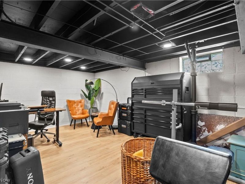 25021 Sunset Oval , North Olmsted, OH 44070 Photo 40