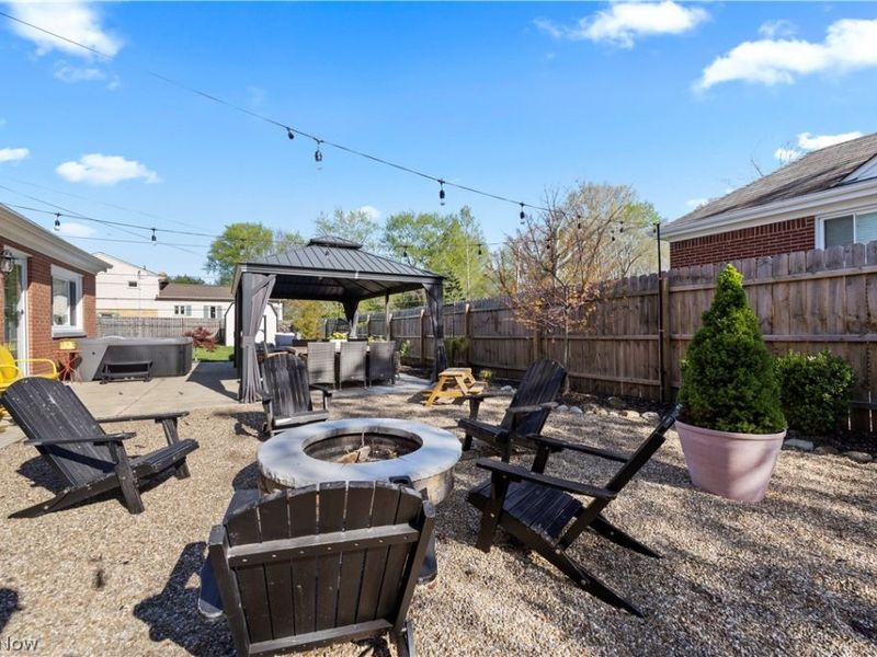 25021 Sunset Oval , North Olmsted, OH 44070 Photo 50