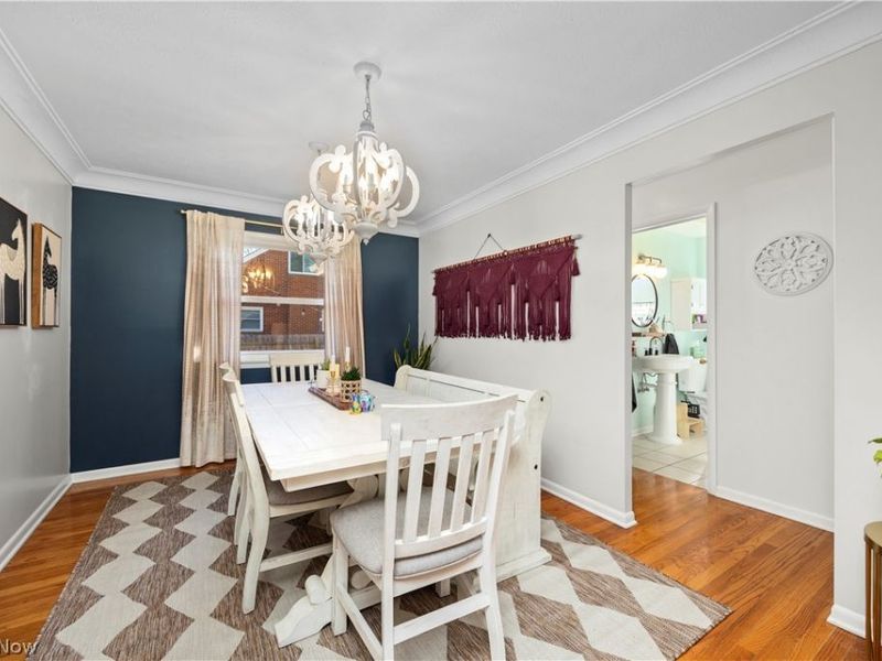 25021 Sunset Oval , North Olmsted, OH 44070 Photo 8