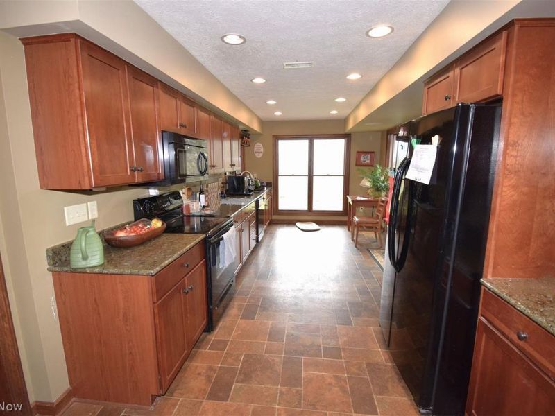 1050 Barlow Road , Hudson, OH 44236 Photo 12