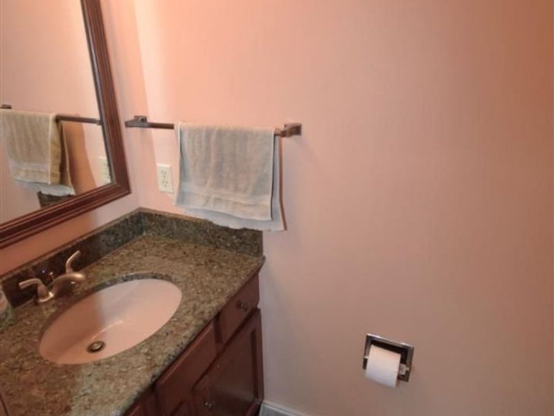 1050 Barlow Road , Hudson, OH 44236 Photo 18