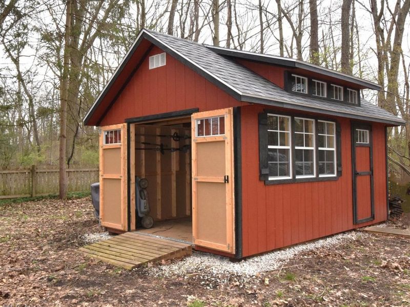 1050 Barlow Road , Hudson, OH 44236 Photo 3