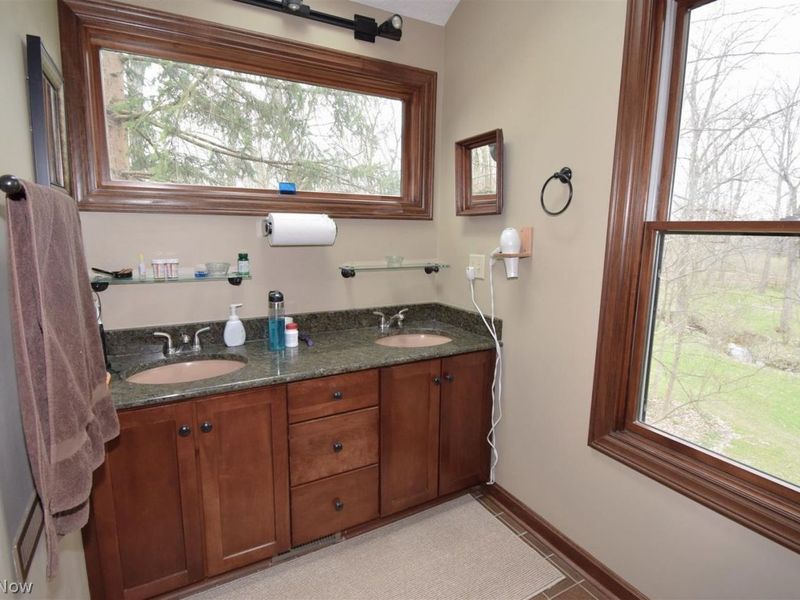 1050 Barlow Road , Hudson, OH 44236 Photo 30