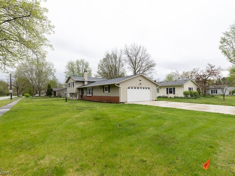 617 E Lorain Street, Oberlin, OH 44074 Photo 4