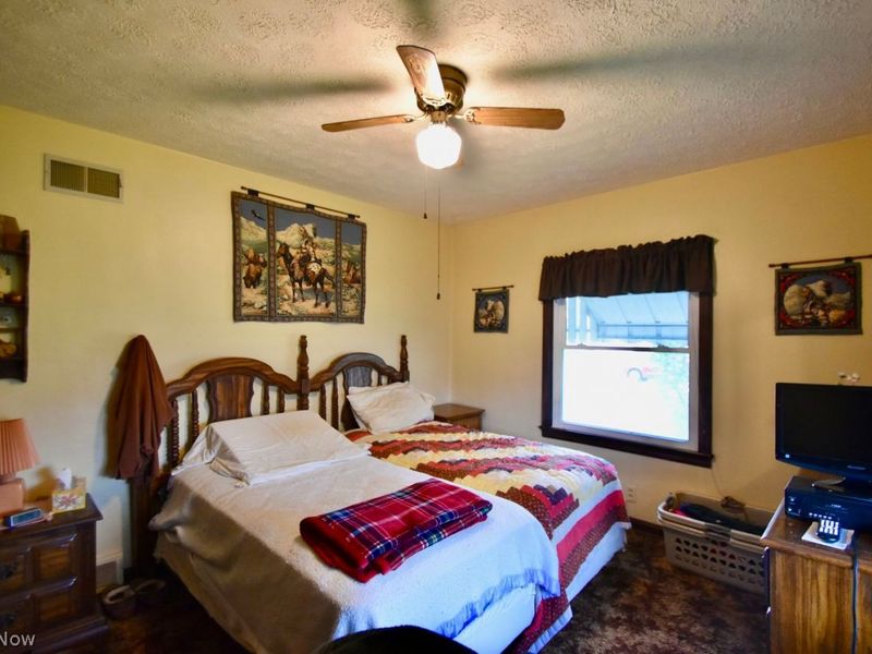 229 Courtland Street, Elyria, OH 44035 Photo 9