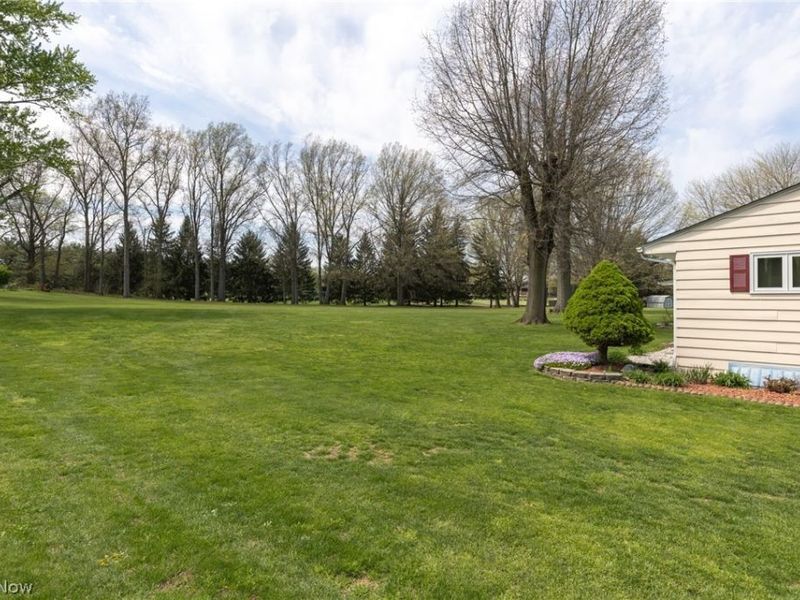 2664 Laforce Drive, Akron, OH 44319 Photo 24