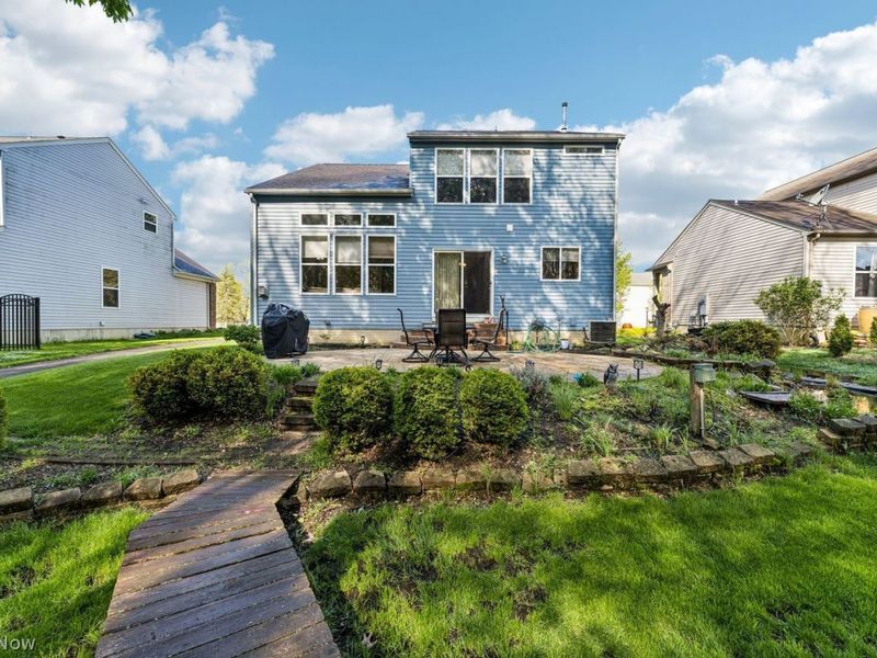 8876 Belton Drive , North Ridgeville, OH 44039 Photo 54