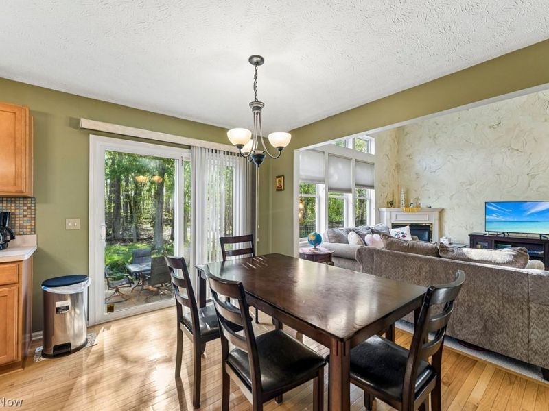 8876 Belton Drive , North Ridgeville, OH 44039 Photo 8