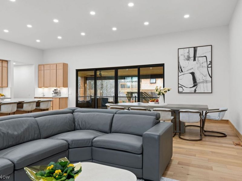 2110 Mattingly Road, Hinckley, OH 44233 Photo 6