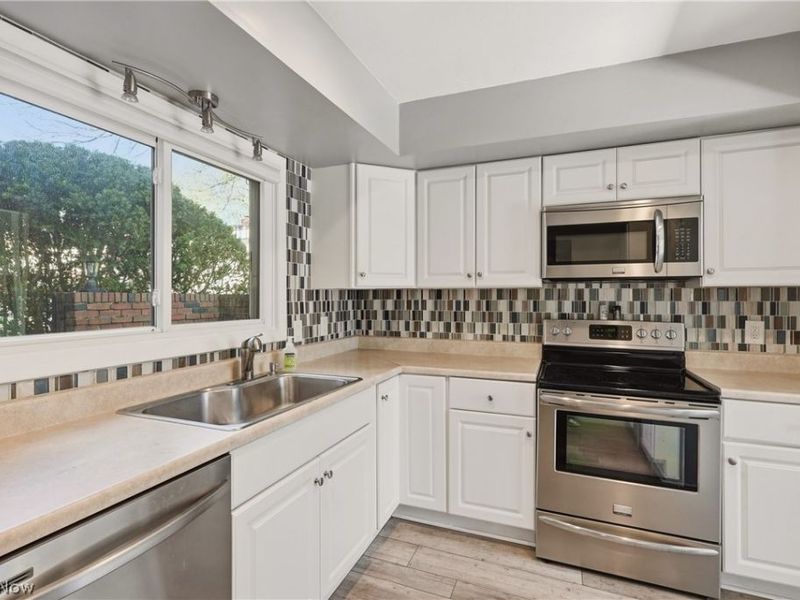 701 Tinkers Lane , Unit 2101, Sagamore Hills, OH 44067 Photo 13