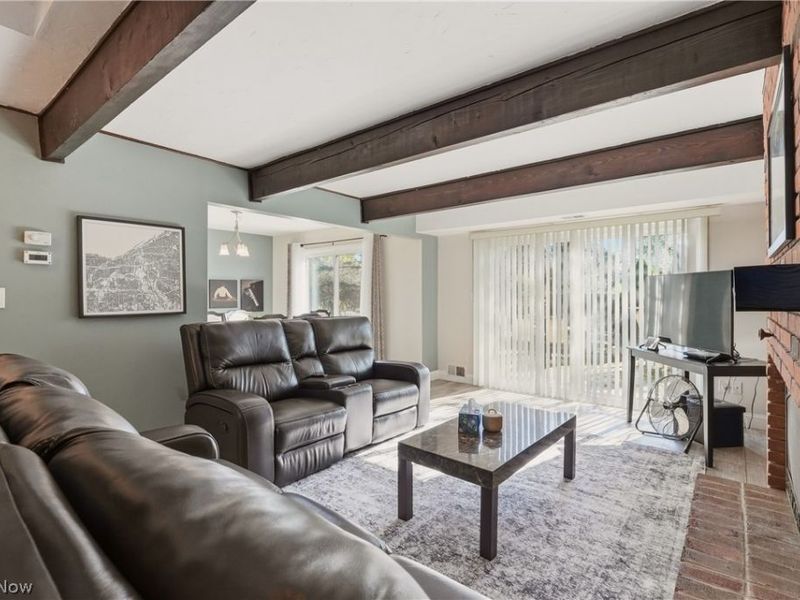 701 Tinkers Lane , Unit 2101, Sagamore Hills, OH 44067 Photo 4