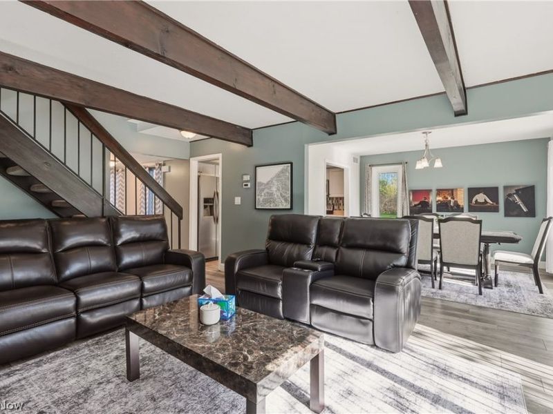 701 Tinkers Lane , Unit 2101, Sagamore Hills, OH 44067 Photo 5