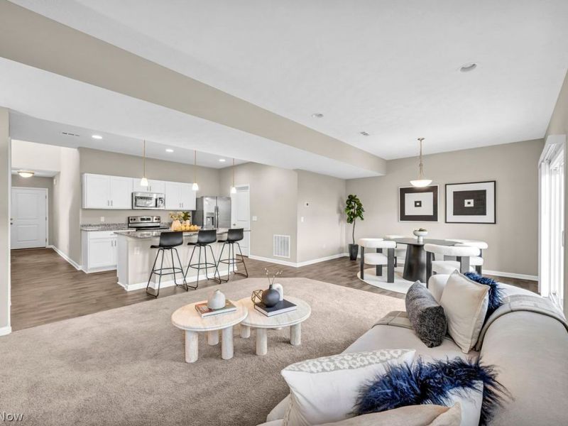 3466 Magnolia Lane , Uniontown, OH 44685 Photo 2