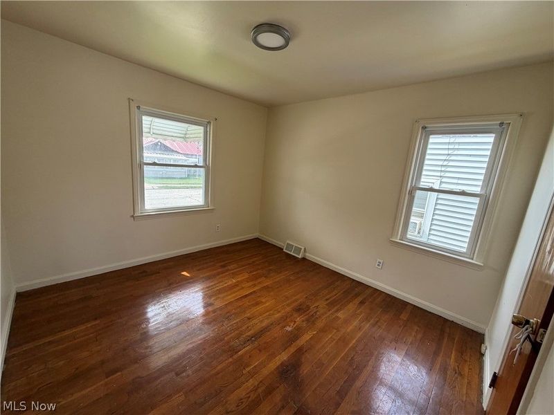 12510 Grimsby Avenue, Cleveland, OH 44135 Photo 4