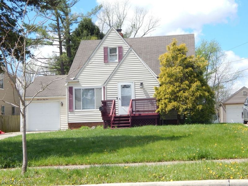 6244 Dunham Road , Maple Heights, OH 44137 Photo 2