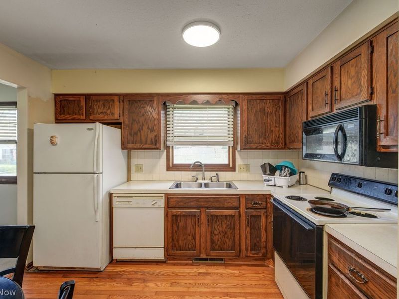 171 Mission Drive , Akron, OH 44301 Photo 12