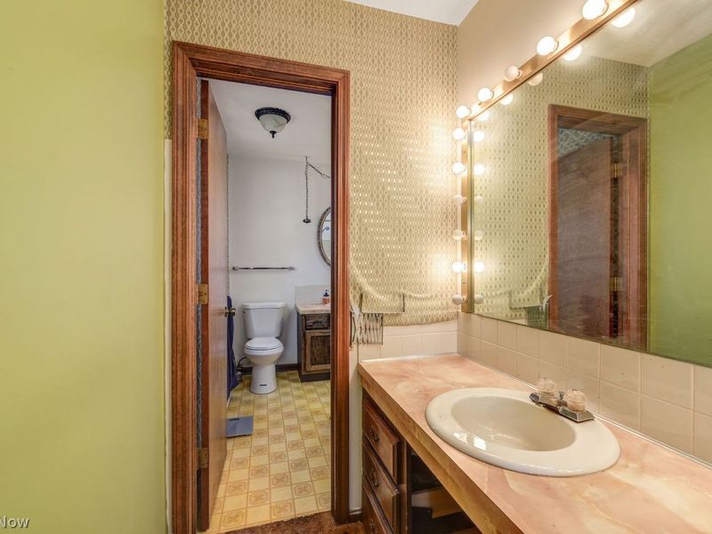 171 Mission Drive , Akron, OH 44301 Photo 25