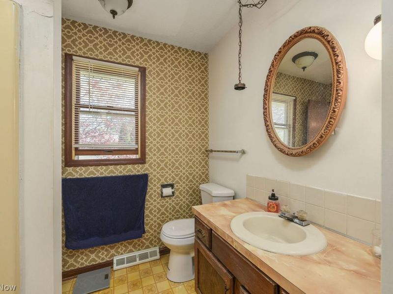 171 Mission Drive , Akron, OH 44301 Photo 26