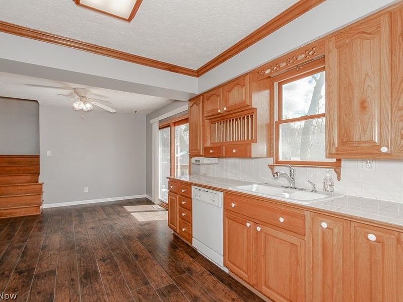 210 Nelmar Drive, Painesville Township, OH 44077 Photo 7