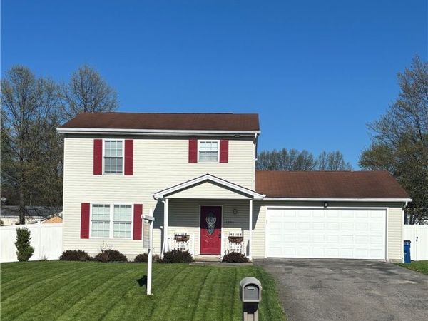 1281 Signature Drive , Youngstown, OH 44515