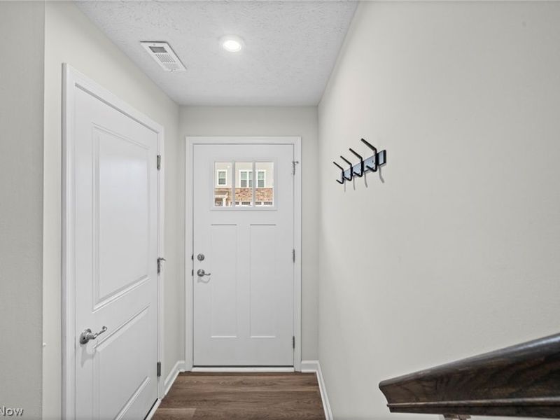 1424 Chateau Place, Avon, OH 44011 Photo 5