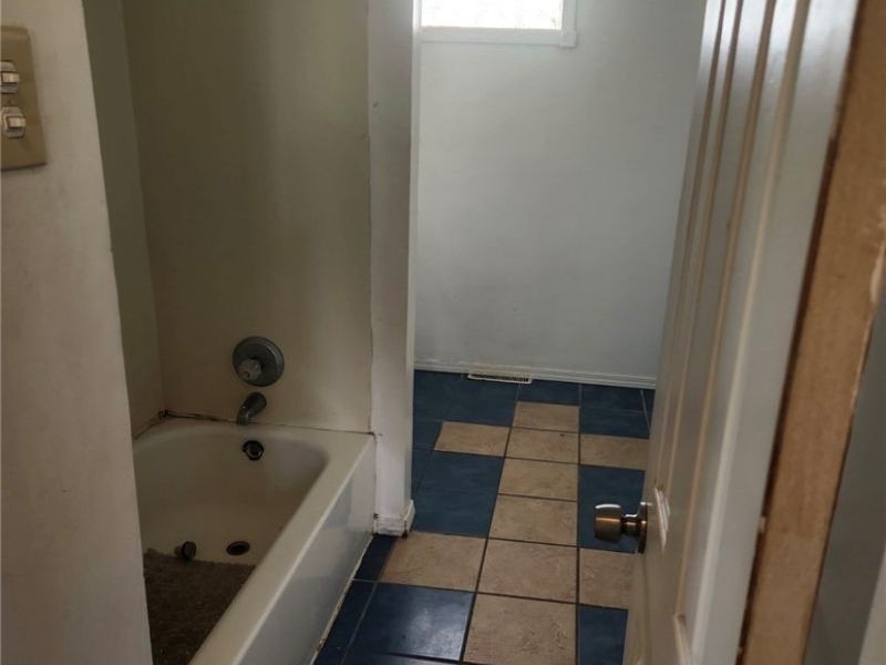 1324 Miami Street, Youngstown, OH 44505 Photo 9