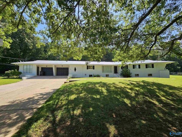 166 Kimberly Drive, Woodville, AL 35776