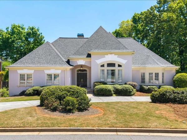 7805 N Spalding Lake Drive, Sandy Springs, GA 30350
