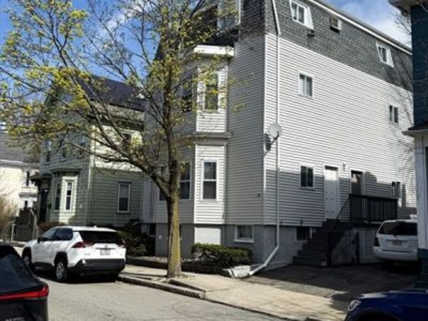 52 Sargent Ave, Unit 1A, Somerville, MA 02145